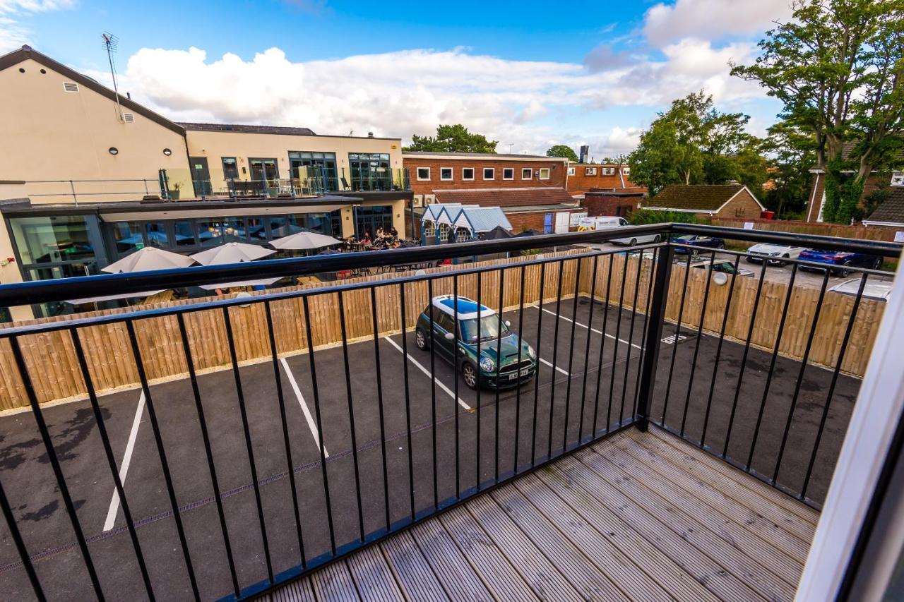 Stunning 2 Bed Apt By Greenstay Serviced Accommodation - Located In Formby Village - Perfect For Short & Long Stays - Couples, Friends & Families & Business Travellers All Welcome - Dog Friendly - 7 Eksteriør bilde
